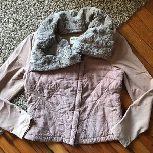 NWOT Marrakech Quilted Jacket Size Medium